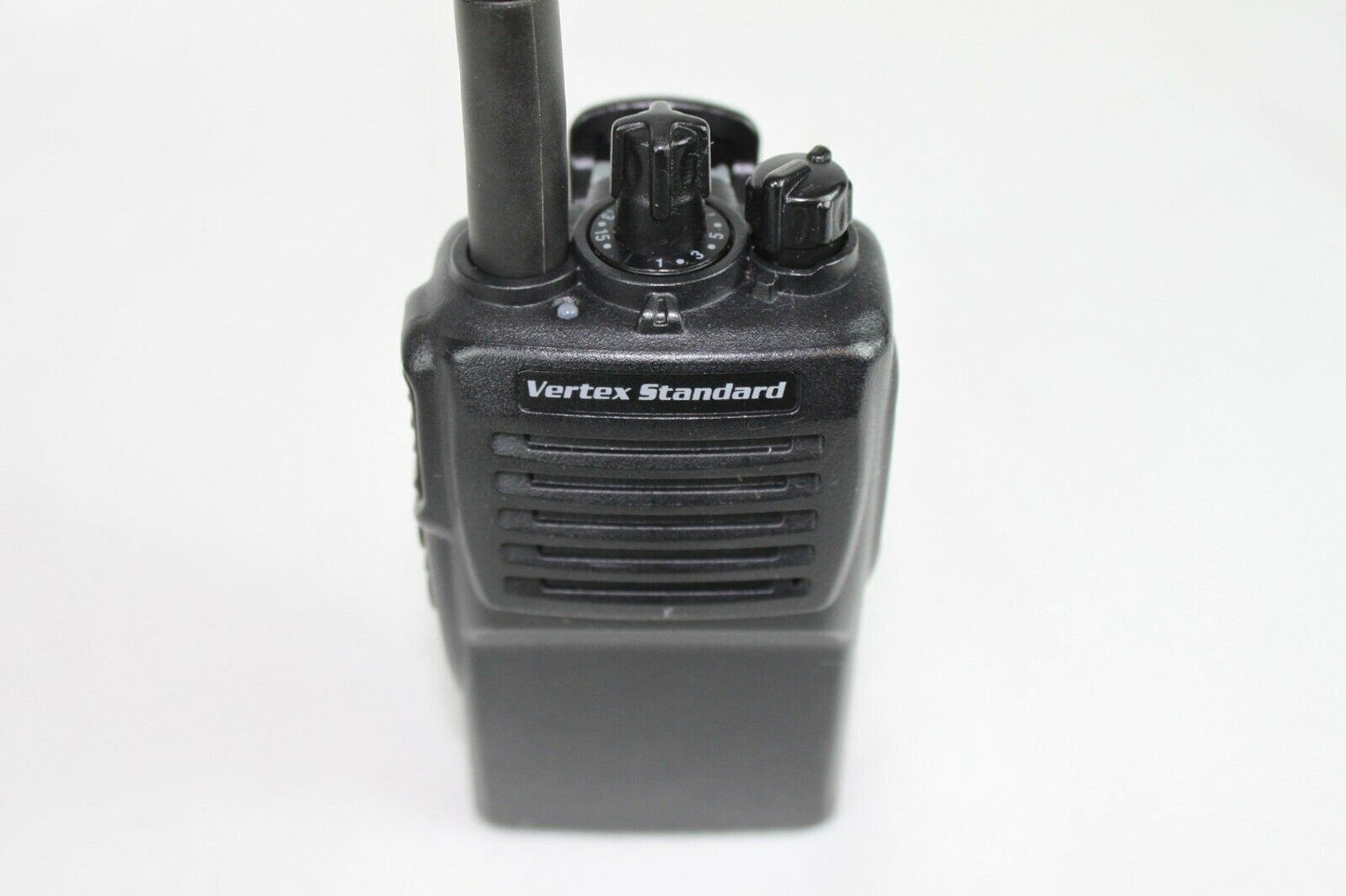 Vertex VX-351-G7-5 UHF 450-520 Mhz 16ch 5W