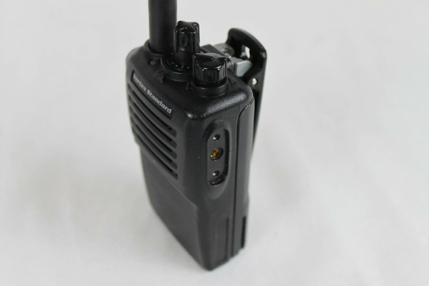 Vertex VX-351-G7-5 UHF 450-520 Mhz 16ch 5W