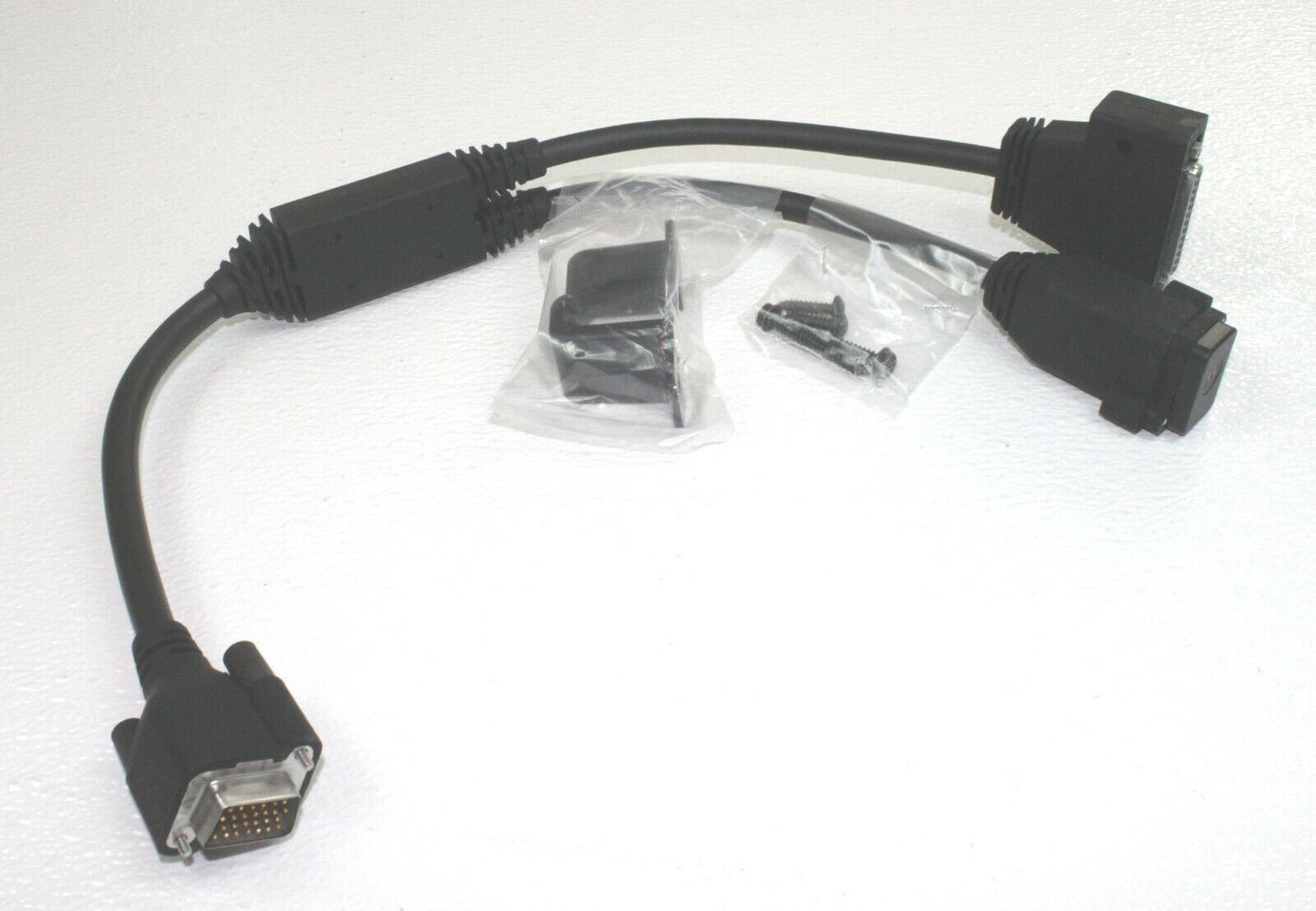 Motorola KT000247A01KIT, Y-CABLE, J2 : J600/ J2 APX8500 (New)