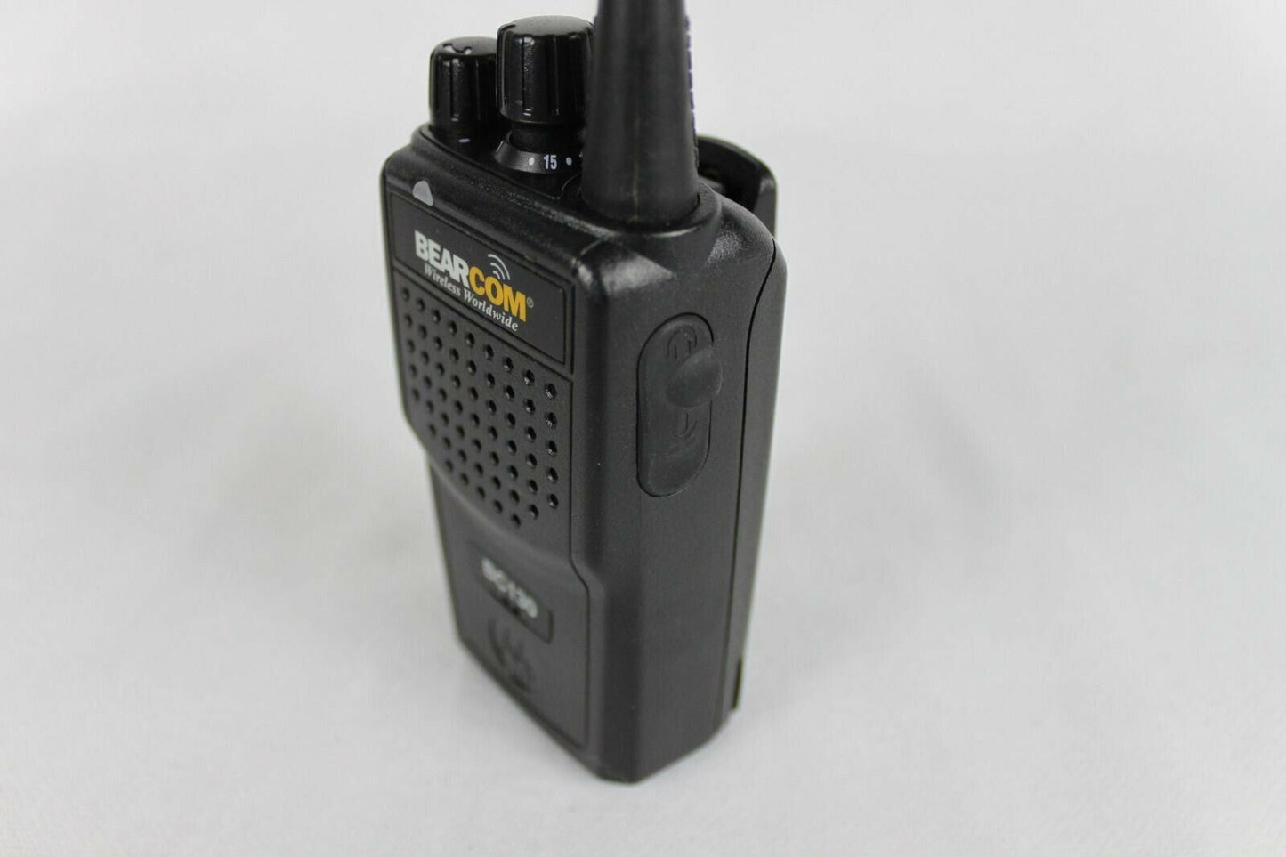 Motorola BC130 (BPR40) UHF (450-470MHz) 16ch Portable Radio
