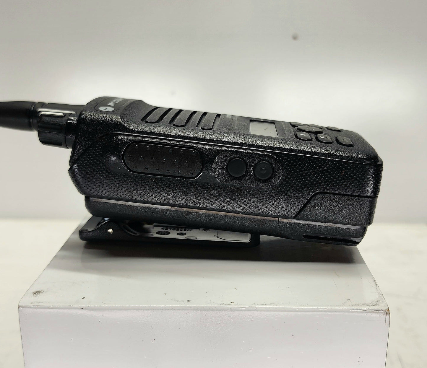 Motorola TRBO XPR3500 XPR 3500 UHF 403-512 Mhz 128ch 4W DIGITAL Radio