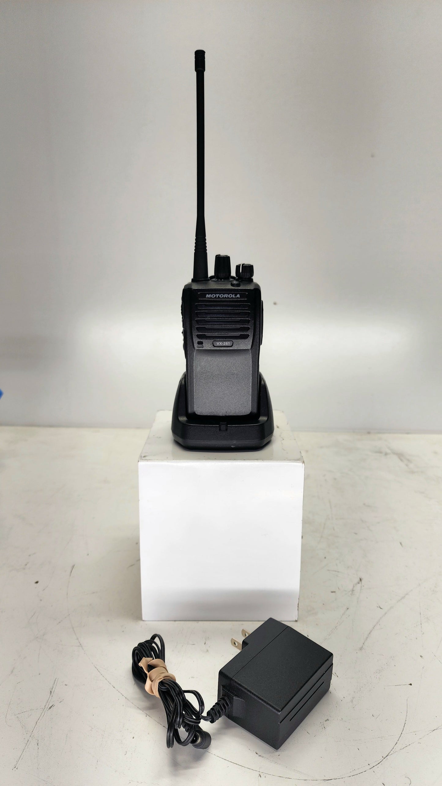 Vertex VX-261 G6-5 UHF 403-470 16ch 5W