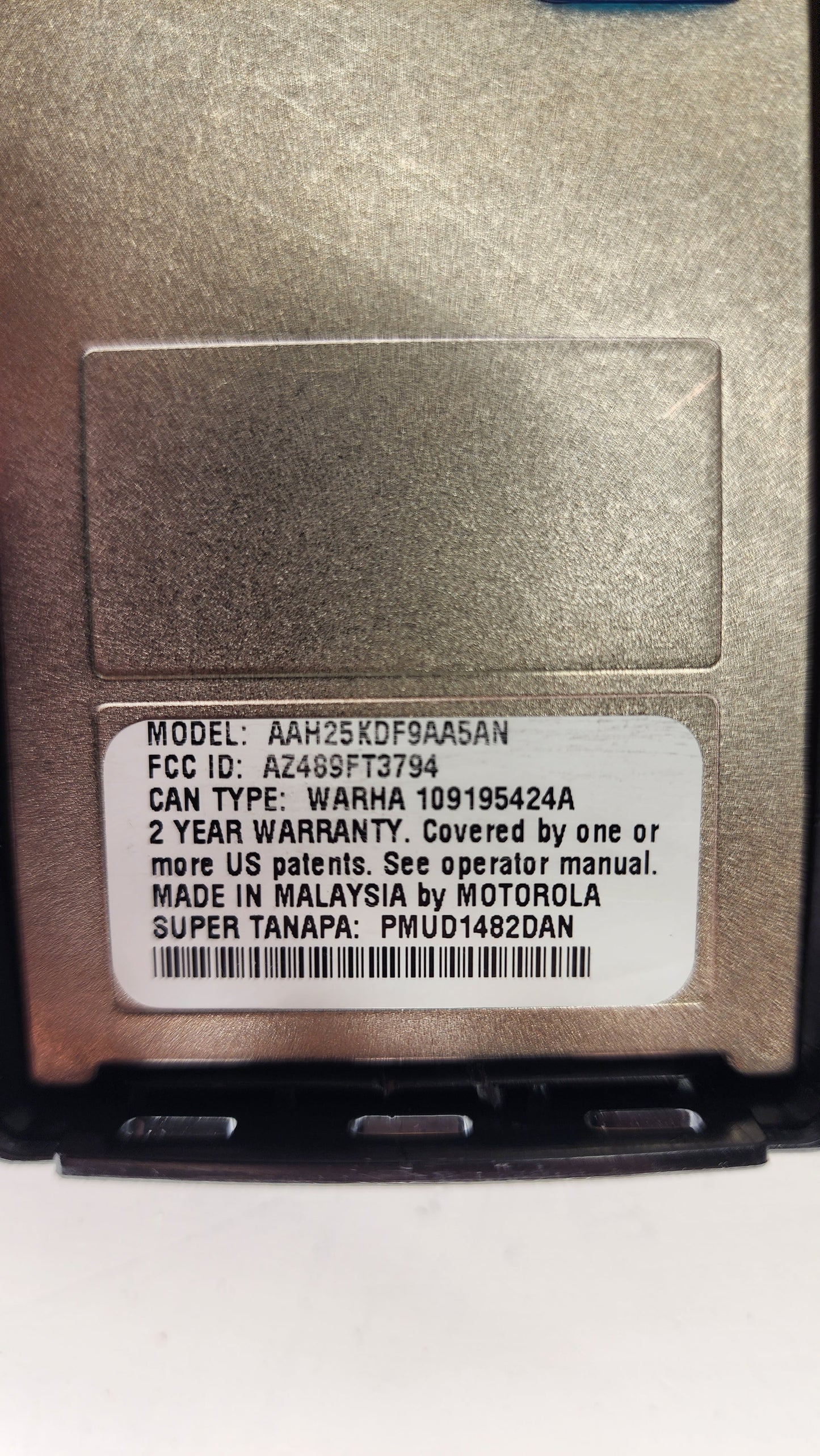 Motorola HT1250 VHF 136-174 Mhz 128 Ch Ltd Keypad AAH25KDF9AA5AN