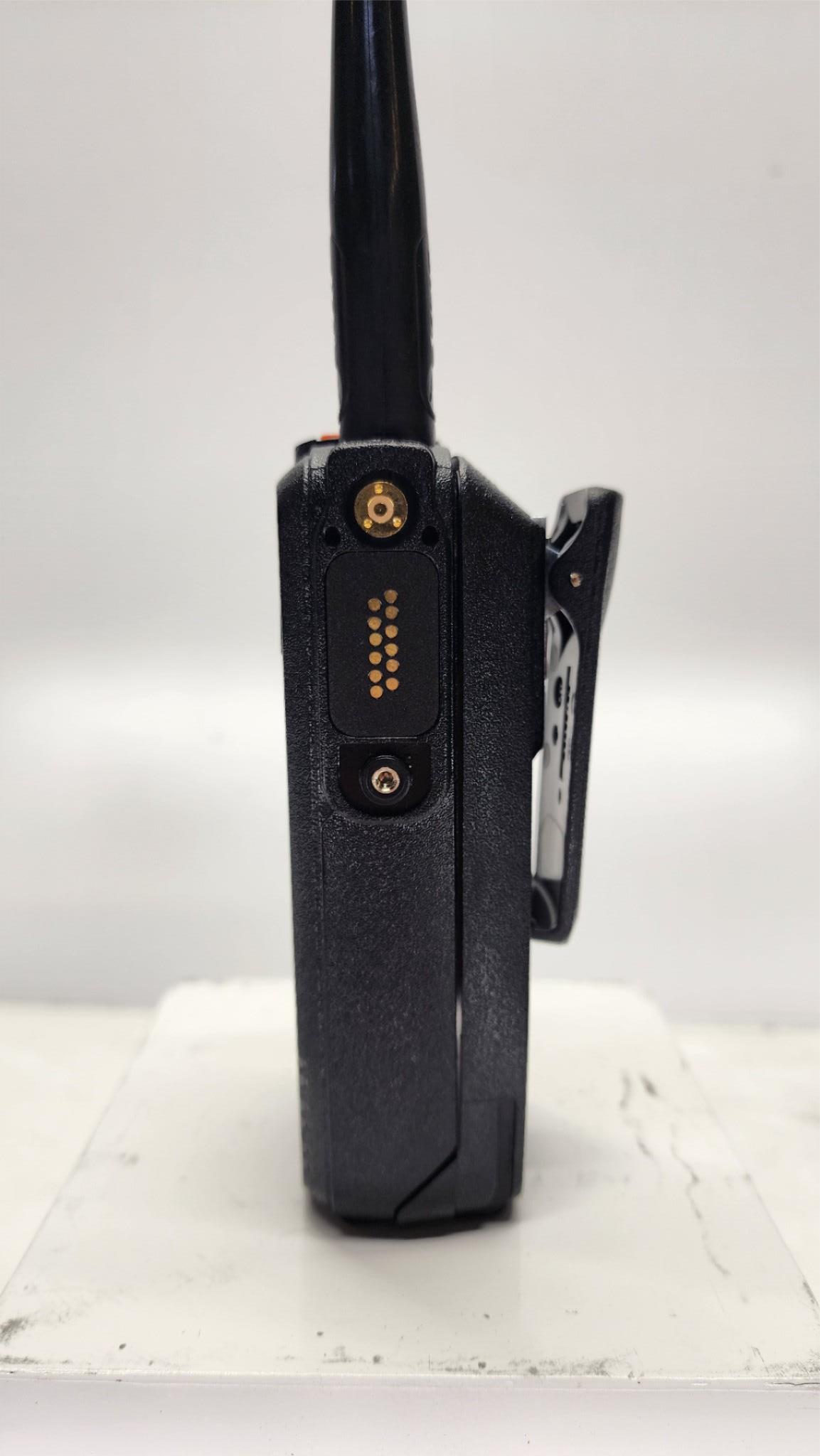 Motorola TRBO XPR6550 XPR 6550 VHF 136-174 Mhz 5W 1000 CH DIGITAL Radio