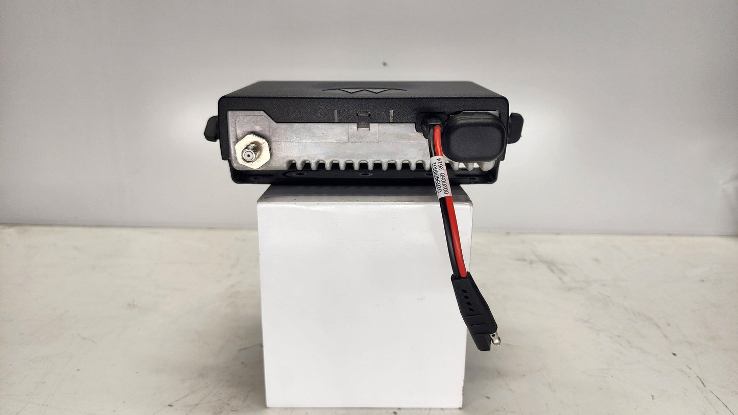 Motorola CM200 UHF 4 ch 40 Watts (438-470) Mhz AAM50RPC9AA1AN