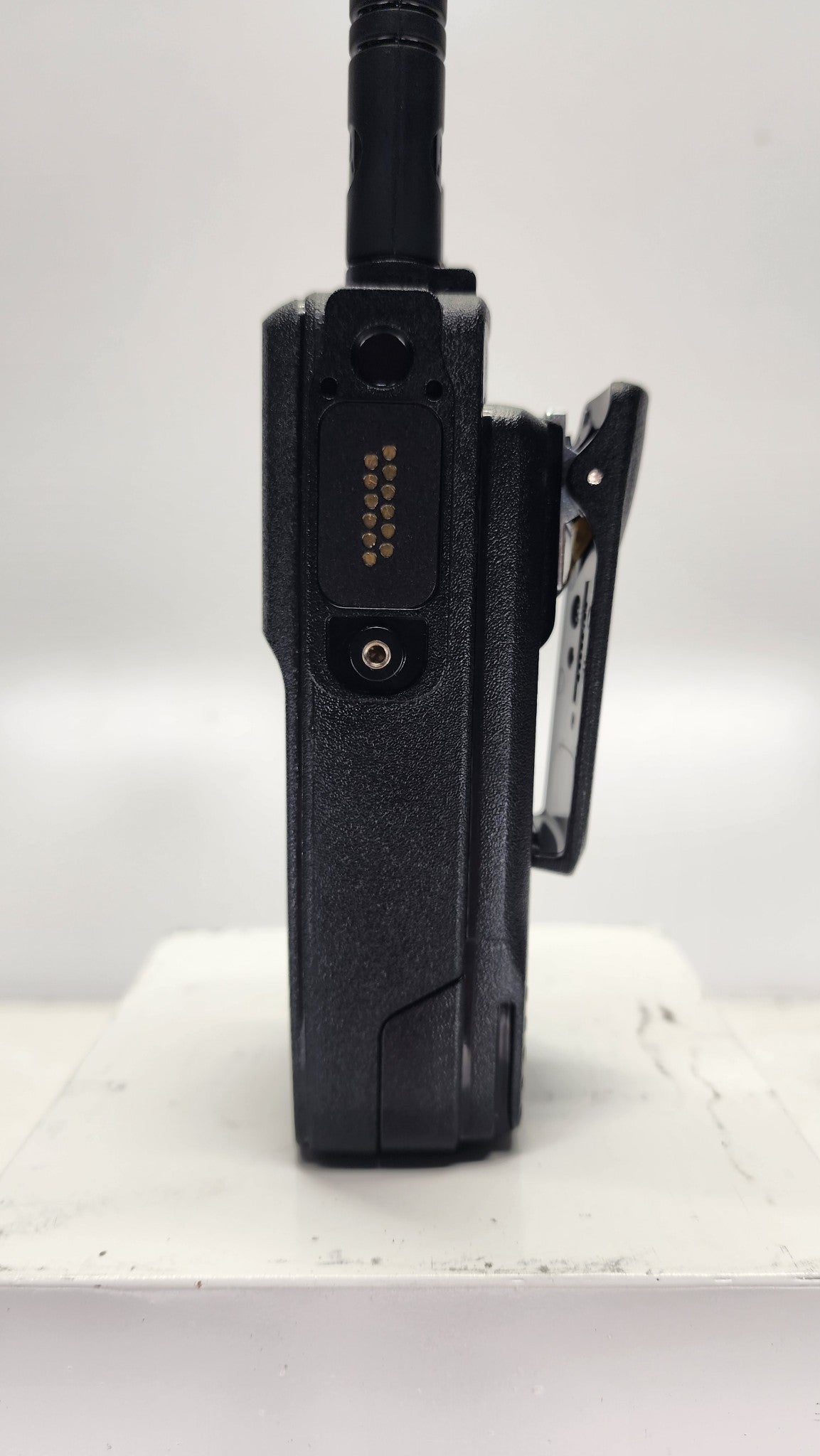 Motorola XPR7350e VHF (136-174) 32Ch 5W (Capable)