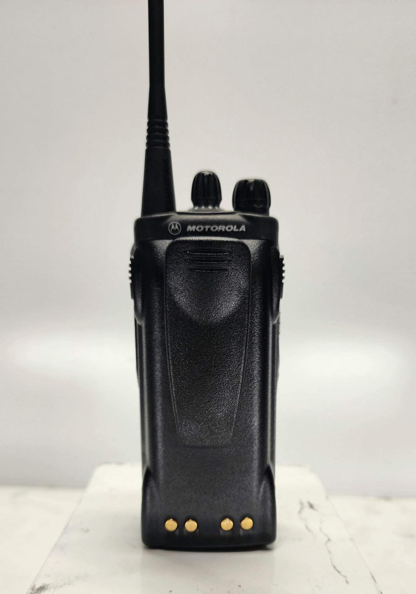 Motorola HT1250 LS+ UHF 32 Ch Radio 450-512MHz Full Keypad AAH25SDH9DP6AN