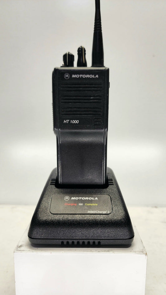 Motorola HT1000 UHF 16 Channel (450-520) Mhz 4 Watt Radio (H01SDC9AA3DN)