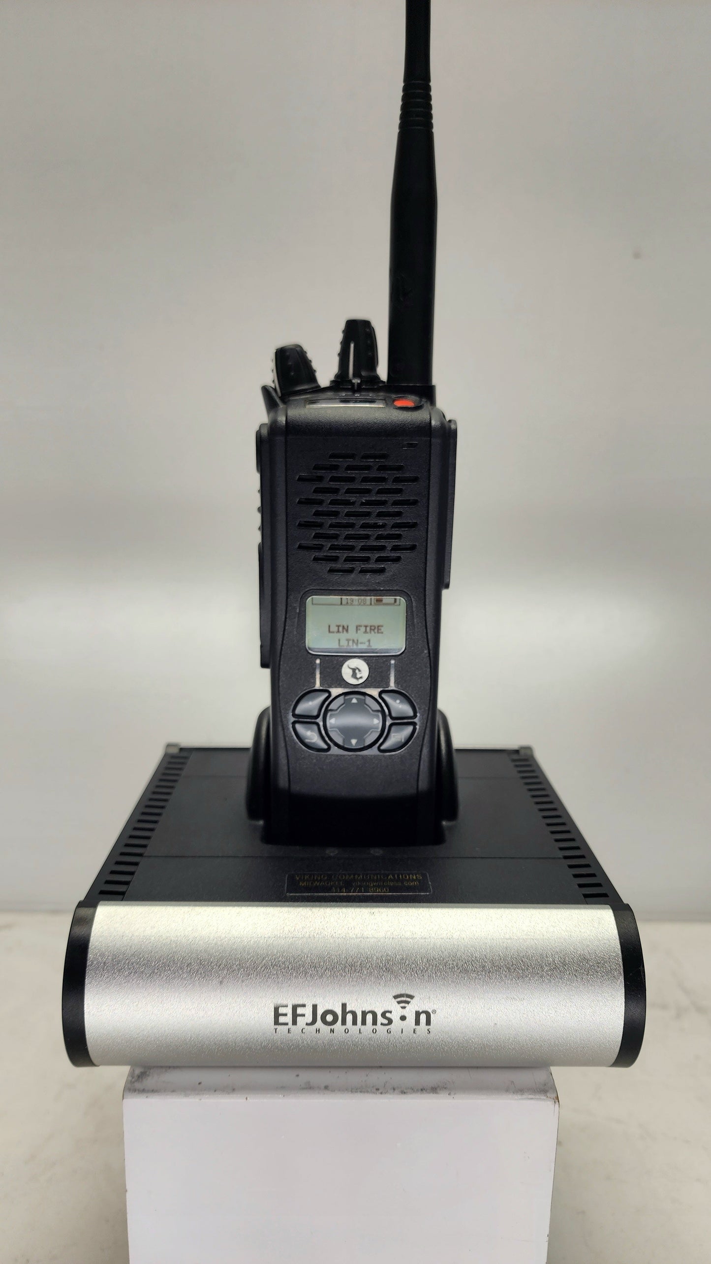 EF Johnson Viking VP900 242-5780 VHF/700MHz/800MHz 2048ch P25 (Radio Only)