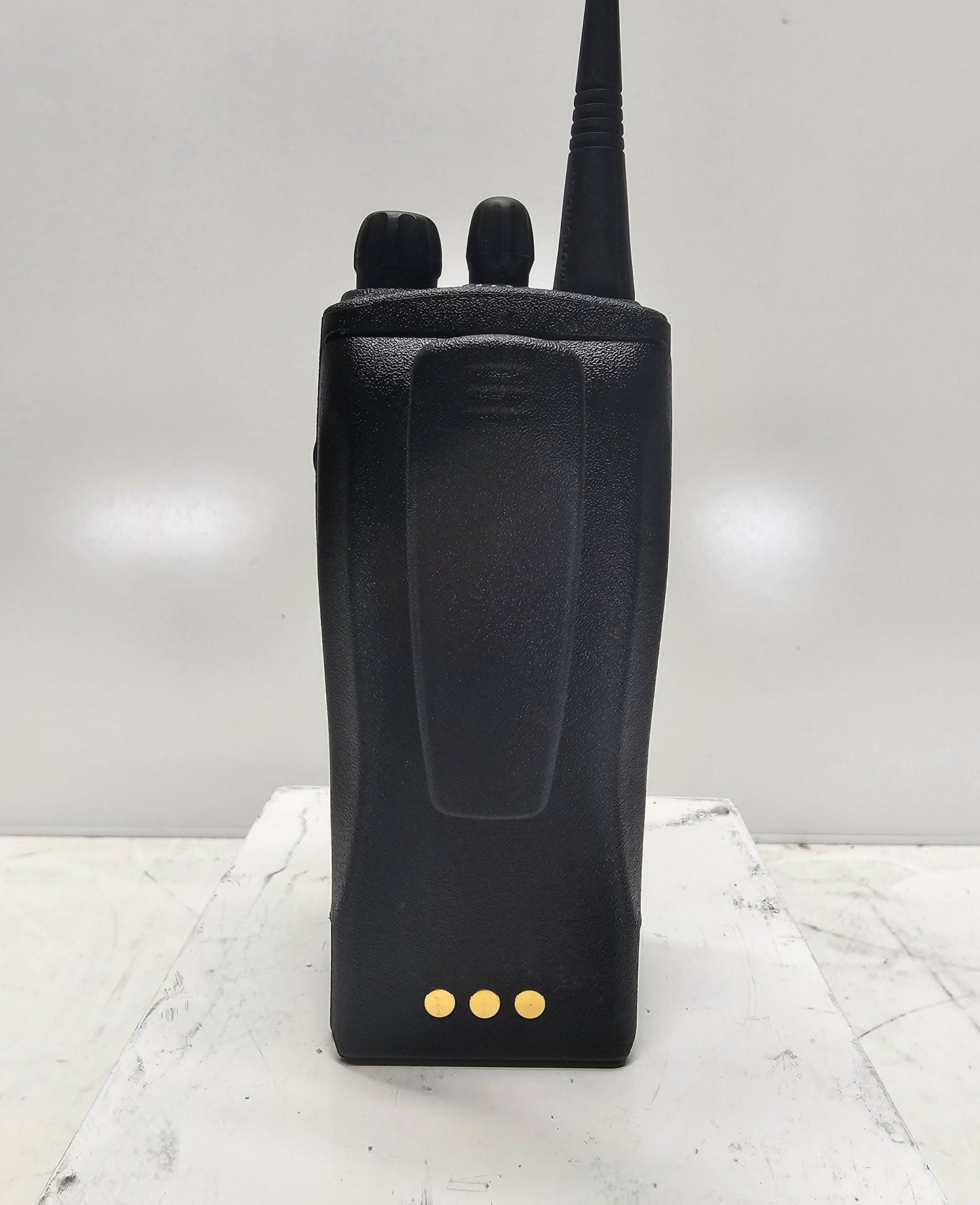 Motorola PR400 UHF Radio 64 CH 438-470 Display-Full Keypad CP200