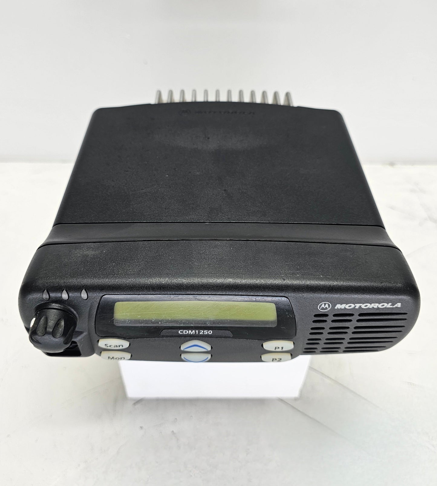 Motorola CDM1250 VHF 136-174 MHz 45 Watts 64 Channel (Complete Kit)