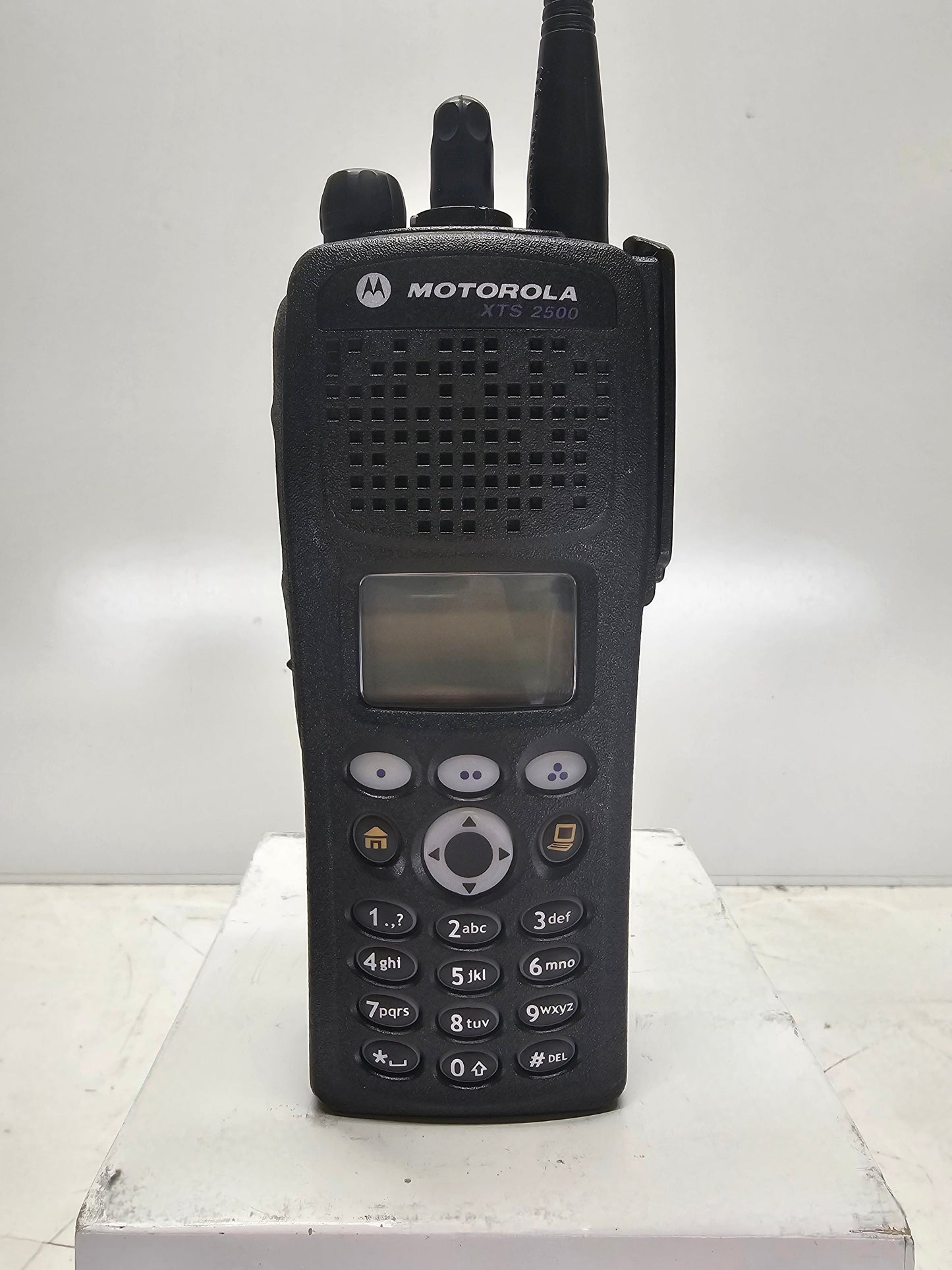 Motorola XTS2500 Model 3 800 Mhz Astro P25