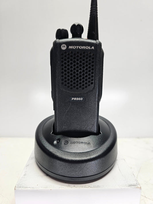Motorola PR860 UHF 16 Channel 450-512 MHz 4 Watt Complete Kit AAH45SDC9AA3AN