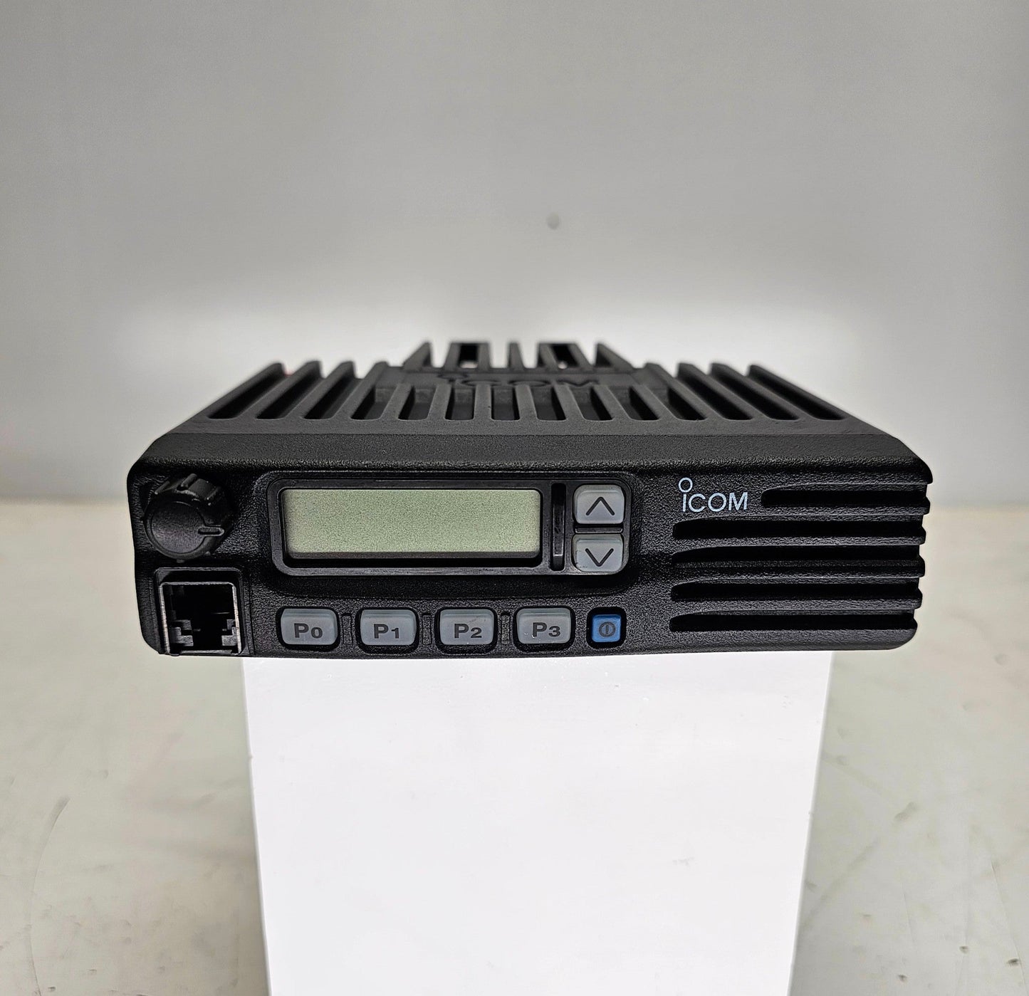 Icom IC-F221-1 ICF221-1 UHF 440-490 MHz 128 channel 45 Watt (Complete Kit)
