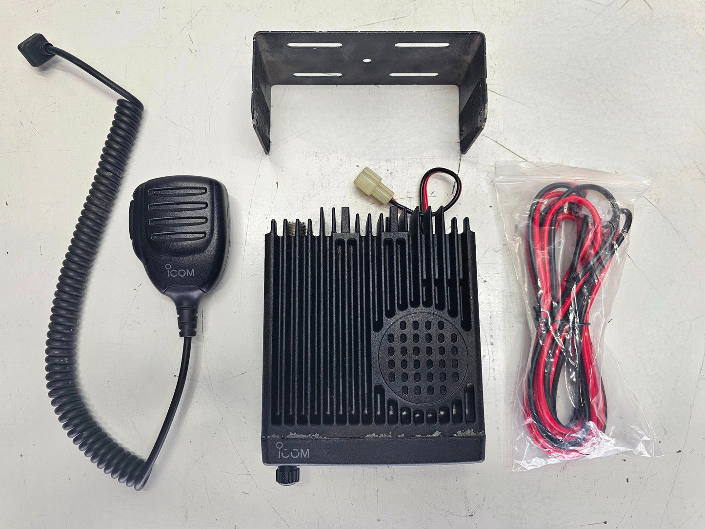 Icom IC-F521 ICF521 VHF 136-174 MHz 256 channel 50 Watt (Complete Kit)