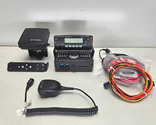 Motorola XTL2500 P25 Digital UHF 40 Watt 380-470 Mhz Remote M21QSM9PW1AN