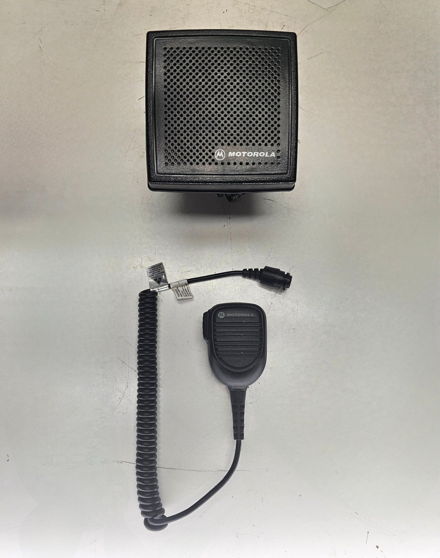 Motorola XTL2500 P25 Digital UHF 40 Watt 380-470 Mhz Remote M21QSM9PW1AN