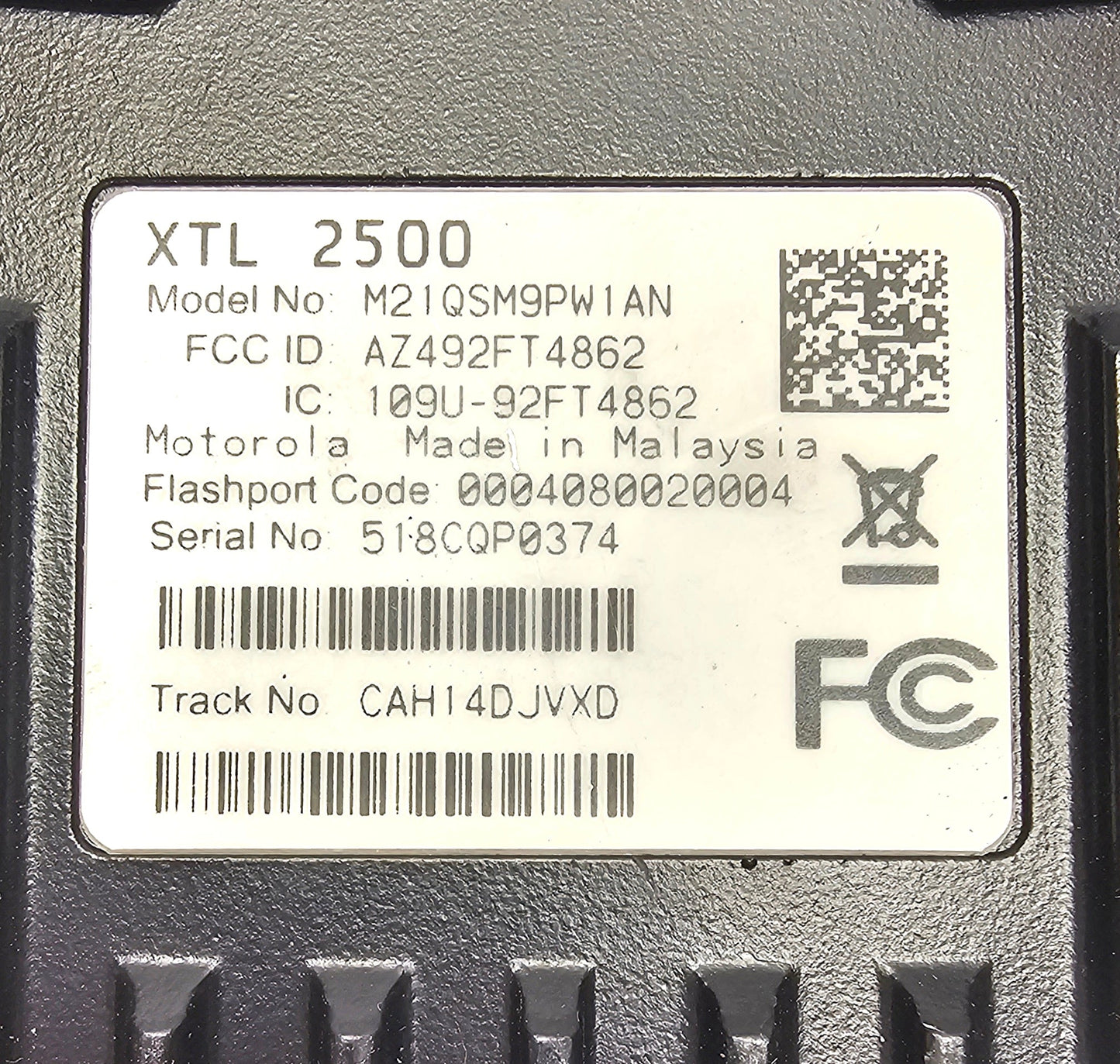 Motorola XTL2500 P25 Digital UHF 40 Watt 380-470 Mhz Remote M21QSM9PW1AN
