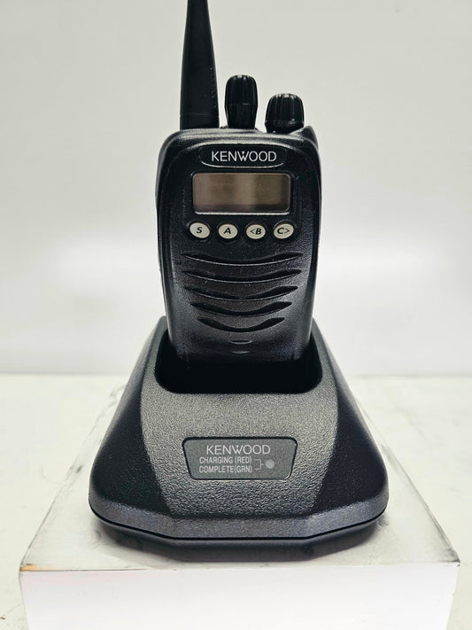 Kenwood TK-3170 TK3170 UHF 450-490 MHz 128 Channel 4 Watt (Complete Kit)