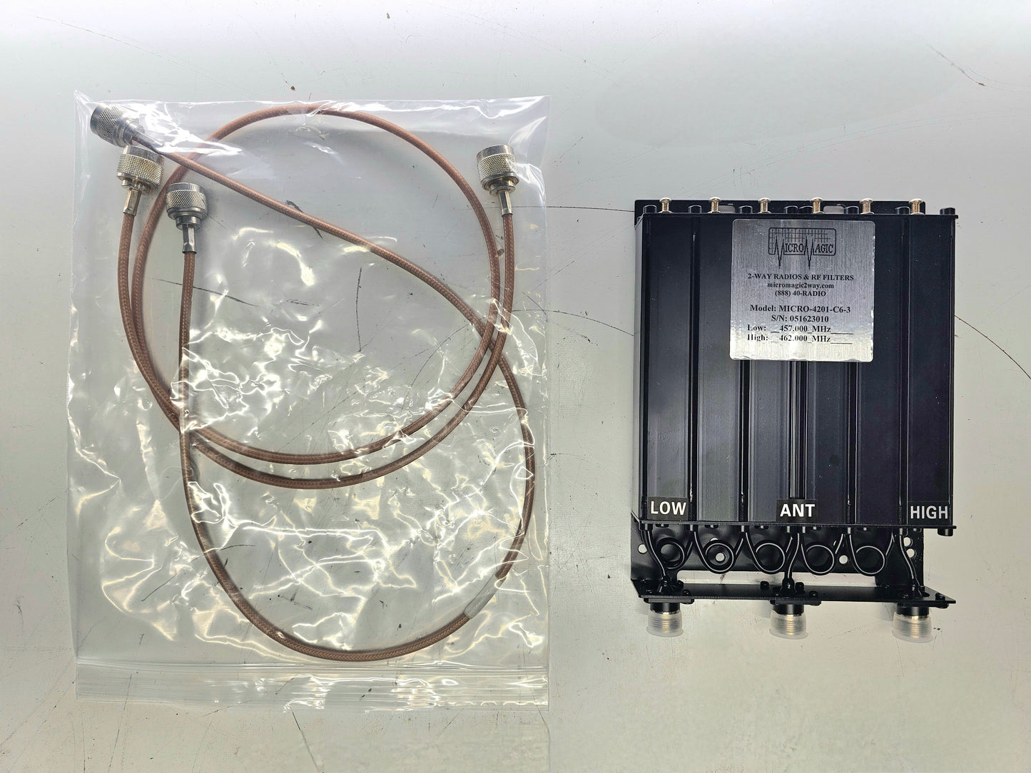 Kenwood TKR850-1 UHF Repeater 40 watts 450-480 Mhz w/ Power Supply and Duplexer