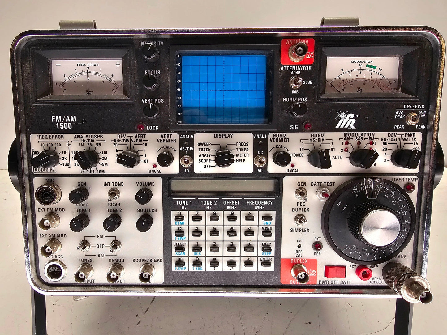 IFR 1500 Service Monitor AM/FM Tracking Generator Spectrum Analyzer (Parts Only)
