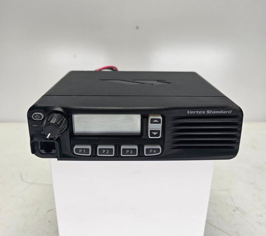Vertex VX-4600-G6-45 UHF (400 - 470MHz) 45 Watt 512 Channel (Complete Kit)