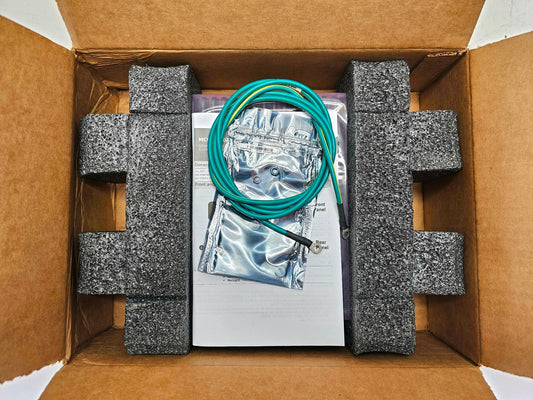 (NEW) Motorola MCD5000 RGU Radio Gateway Unit model F7979A