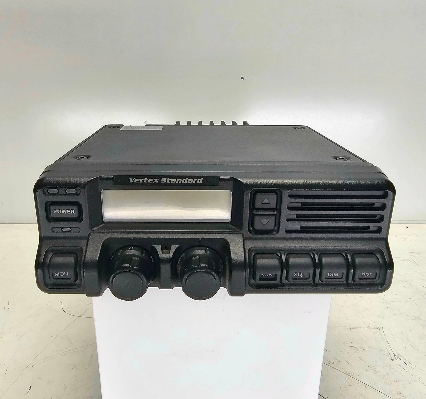 Vertex Standard VX-5500L FM Transceiver 37-50MHz, 250 Channel (Complete Kit)
