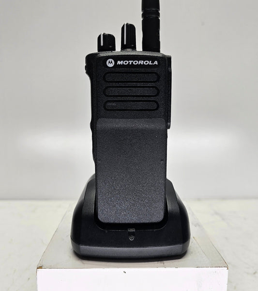 Motorola XPR7350e UHF 403-527MHz 32 Channel 4 Watt (Capable Model)