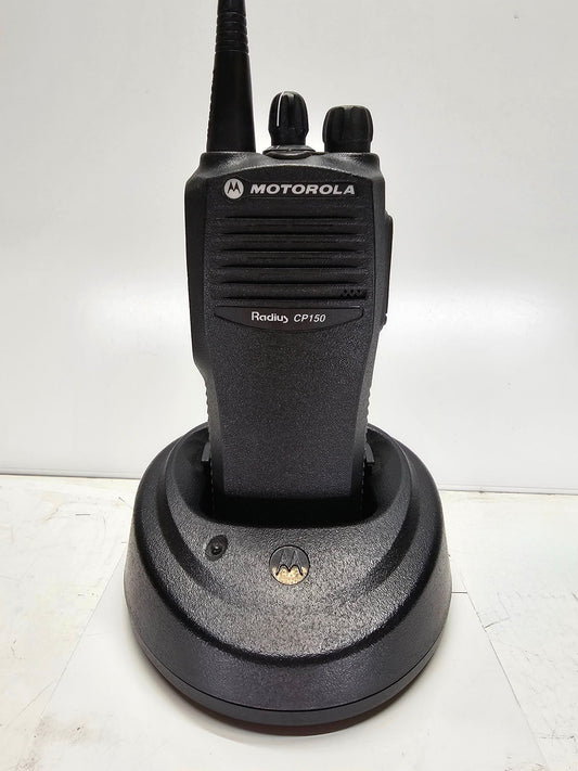 Motorola CP150 UHF 438-470MHz 4 Channel 2 Watt Radio (Complete Kit)