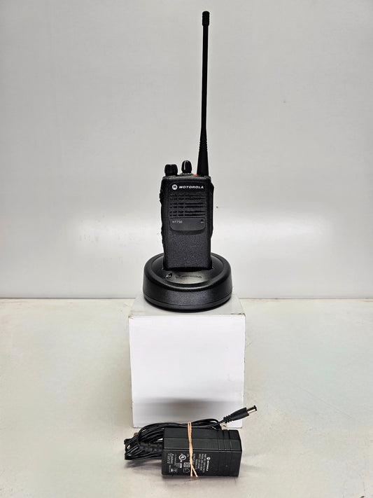 Motorola HT750 UHF 450-512 MHz 4 Channel 4 Watt (Complete Kit)