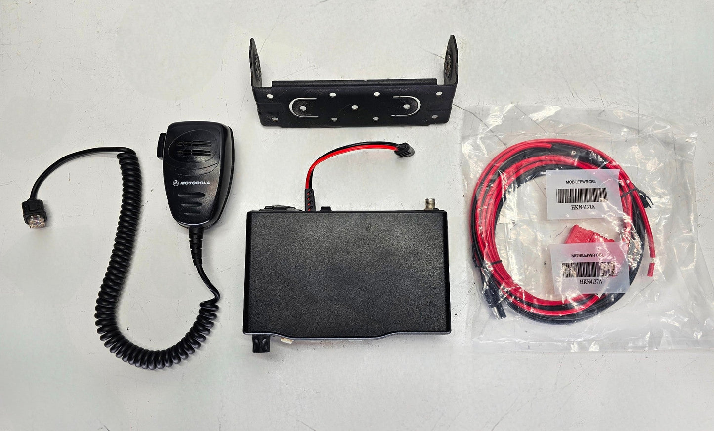 Motorola M1225 UHF 450-470 MHz 20 Channel 25 Watt (Complete Kit)