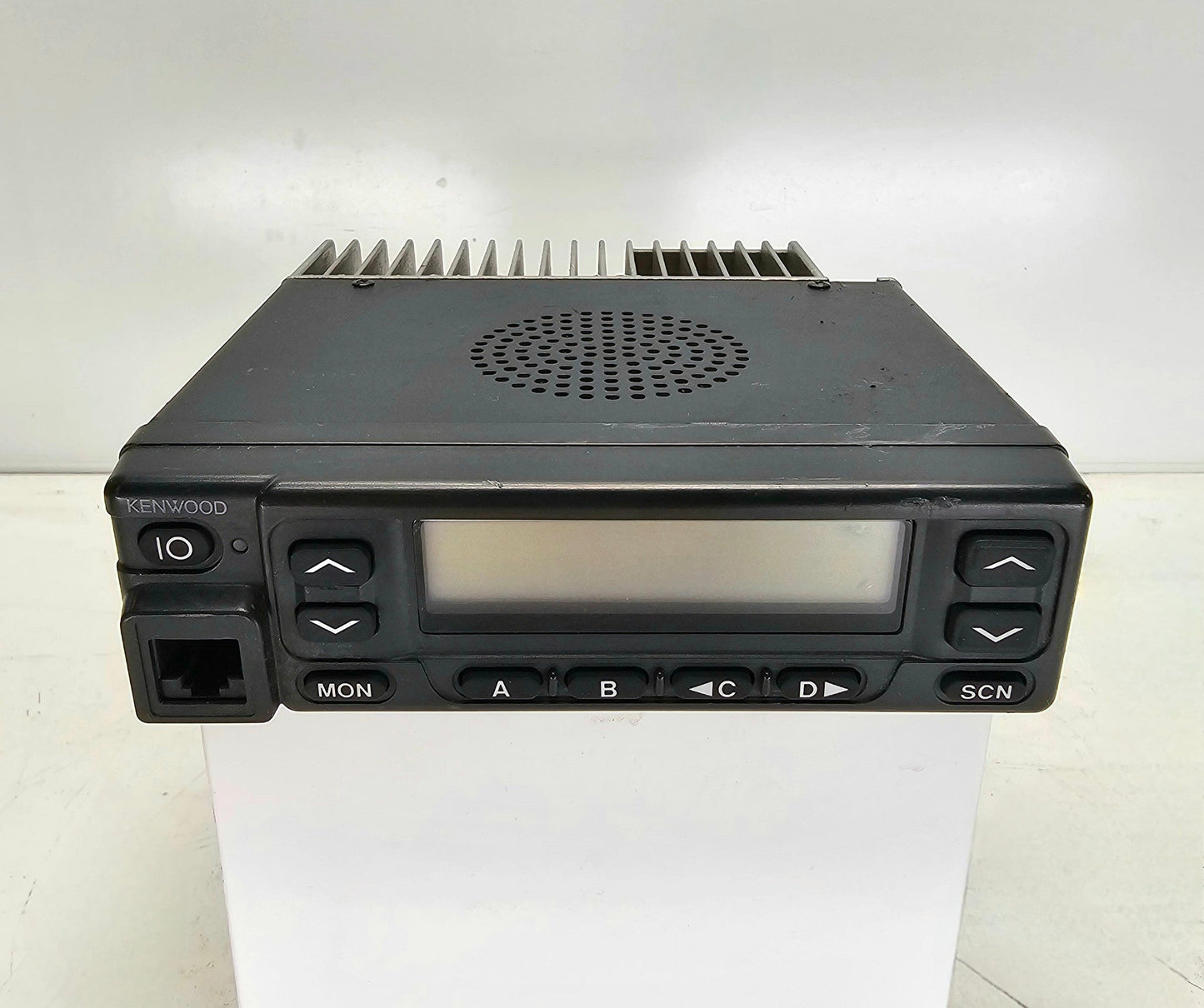 Kenwood TK-880 TK880 UHF 450-490 MHz 250 Channel 25 Watt (Complete Kit)