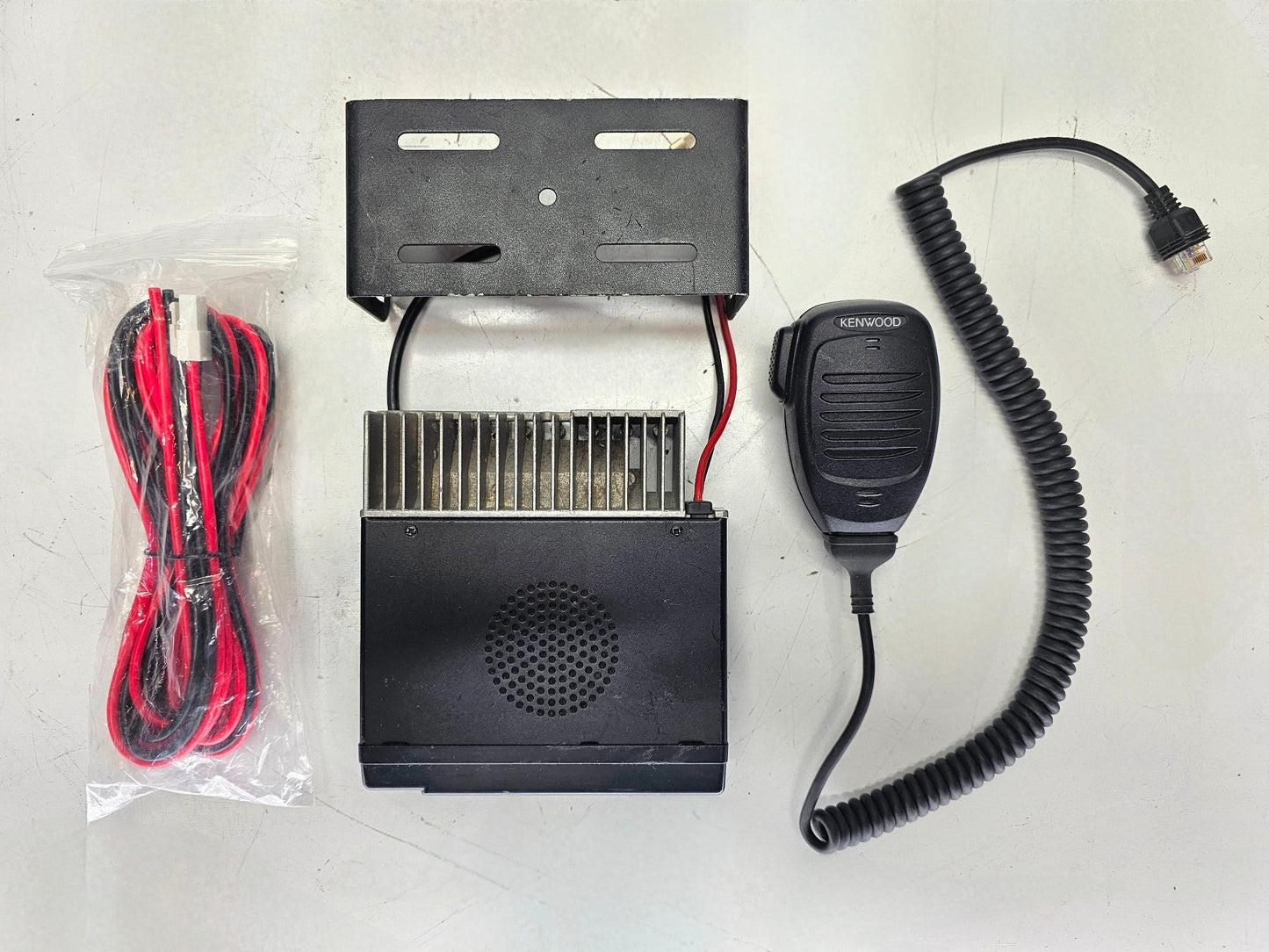 Kenwood TK-880 TK880 UHF 450-490 MHz 250 Channel 25 Watt (Complete Kit)