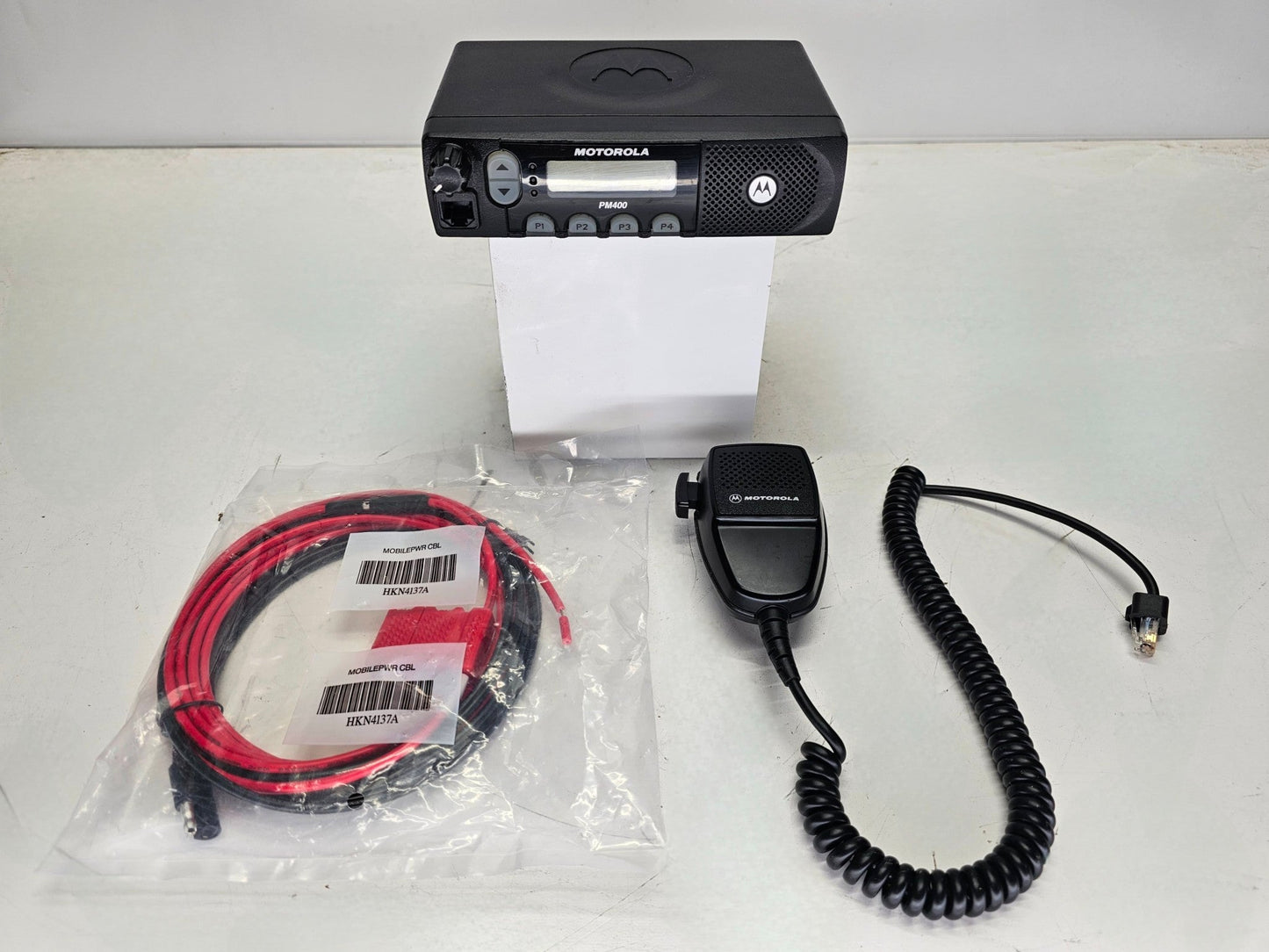 Motorola PM400 VHF 146-174 MHz 64 Channel 50 Watt Mobile Radio (Complete Kit)