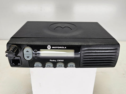 Motorola CM300 VHF 146-174 MHz 32 Channel 25 Watt (Complete Kit)