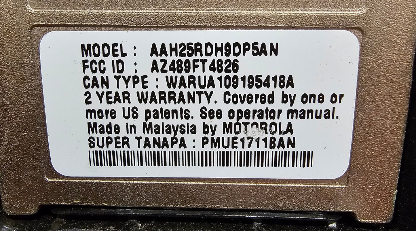Motorola HT1250 LS+ UHF 403-470 MHz 16 Channel 4 Watt Limited Keypad
