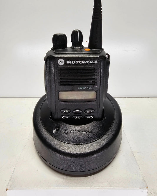 Motorola EX560 XLS UHF 450-520 MHz 160 Channel 4 Watt (Complete Kit)