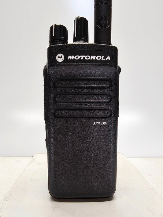 Motorola MotoTRBO XPR3300 VHF 136-174 MHz 16 Channel 5 Watt (Complete Kit)