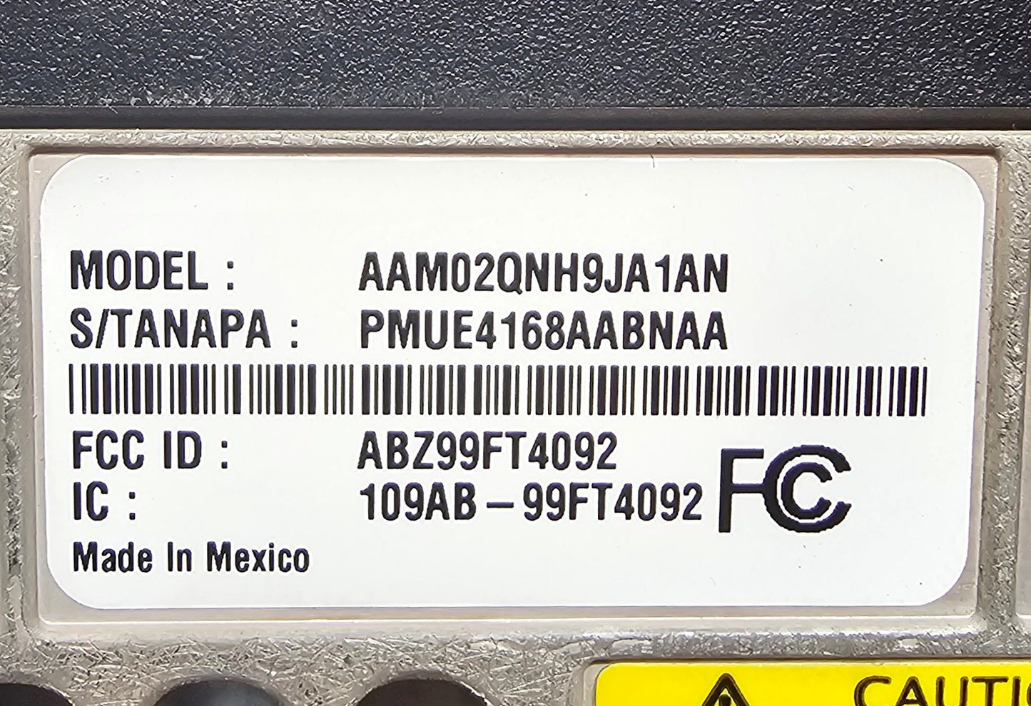 Motorola MotoTRBO XPR2500 UHF 403-470 MHz 128 Channel 25 Watt (Complete Kit)