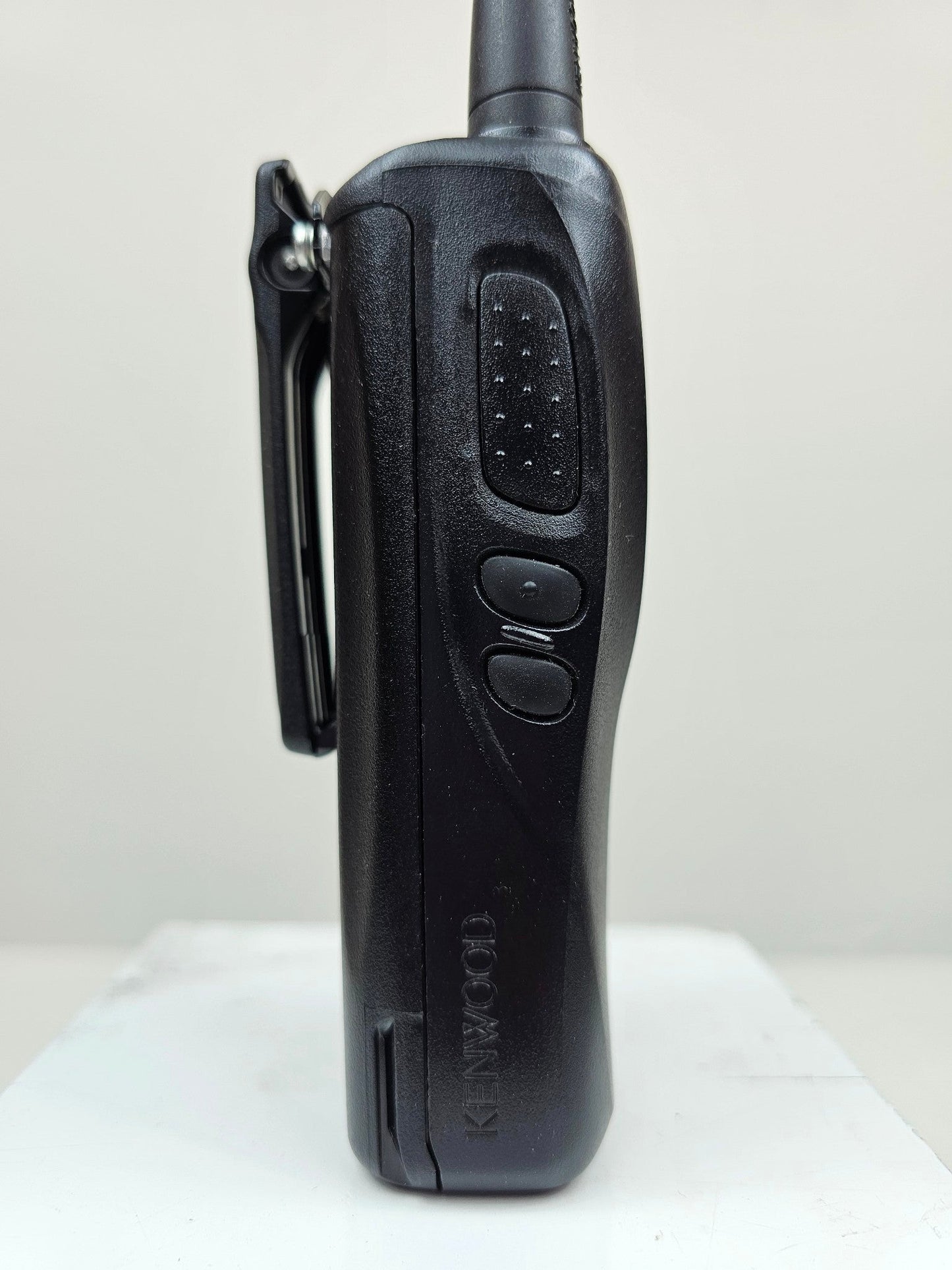 Kenwood TK-3400 K2 TK3400 Radio UHF 450-520 MHz 16 Channel 2 Watt (Complete Kit)