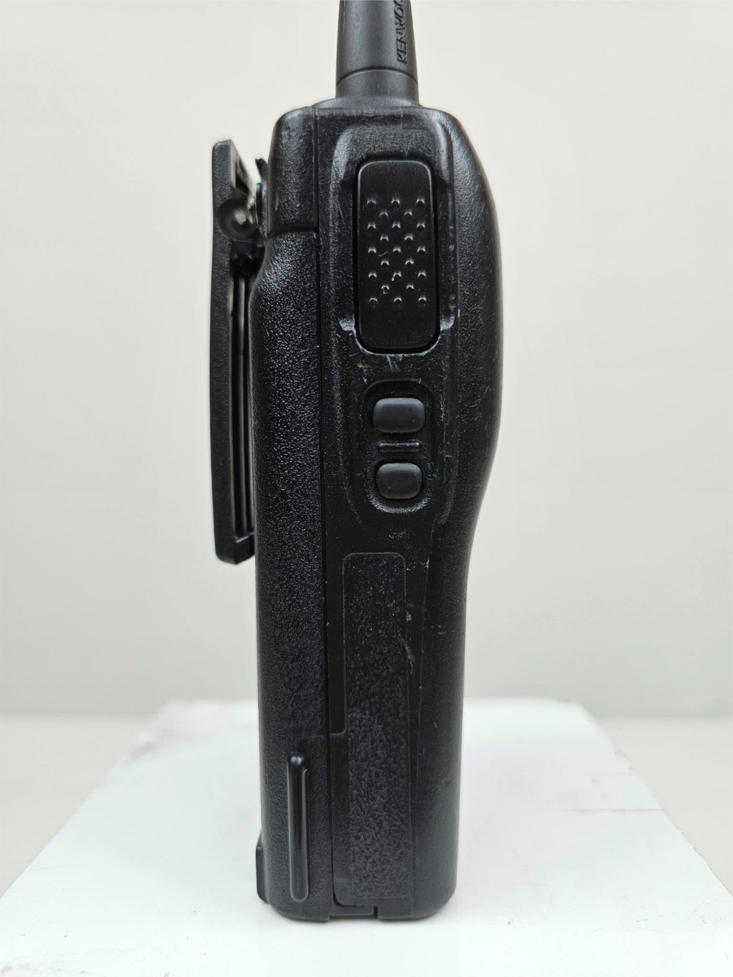 Kenwood TK360 TK-360 UHF 450-470 MHz 4 Channel 4 watt (Complete Kit)