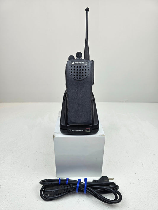 Motorola PR1500 UHF 450-520 MHz 32 Channel 4 Watt Portable Radio