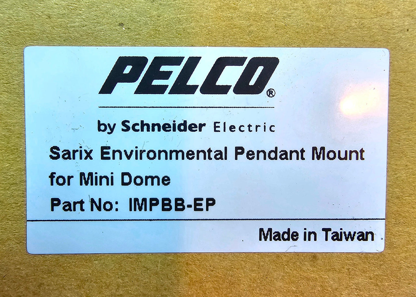 (NEW) PELCO, IMP1110-1EP, Sarix IMP, Dome Indoor Camera in-Ceiling (w/ Mount)