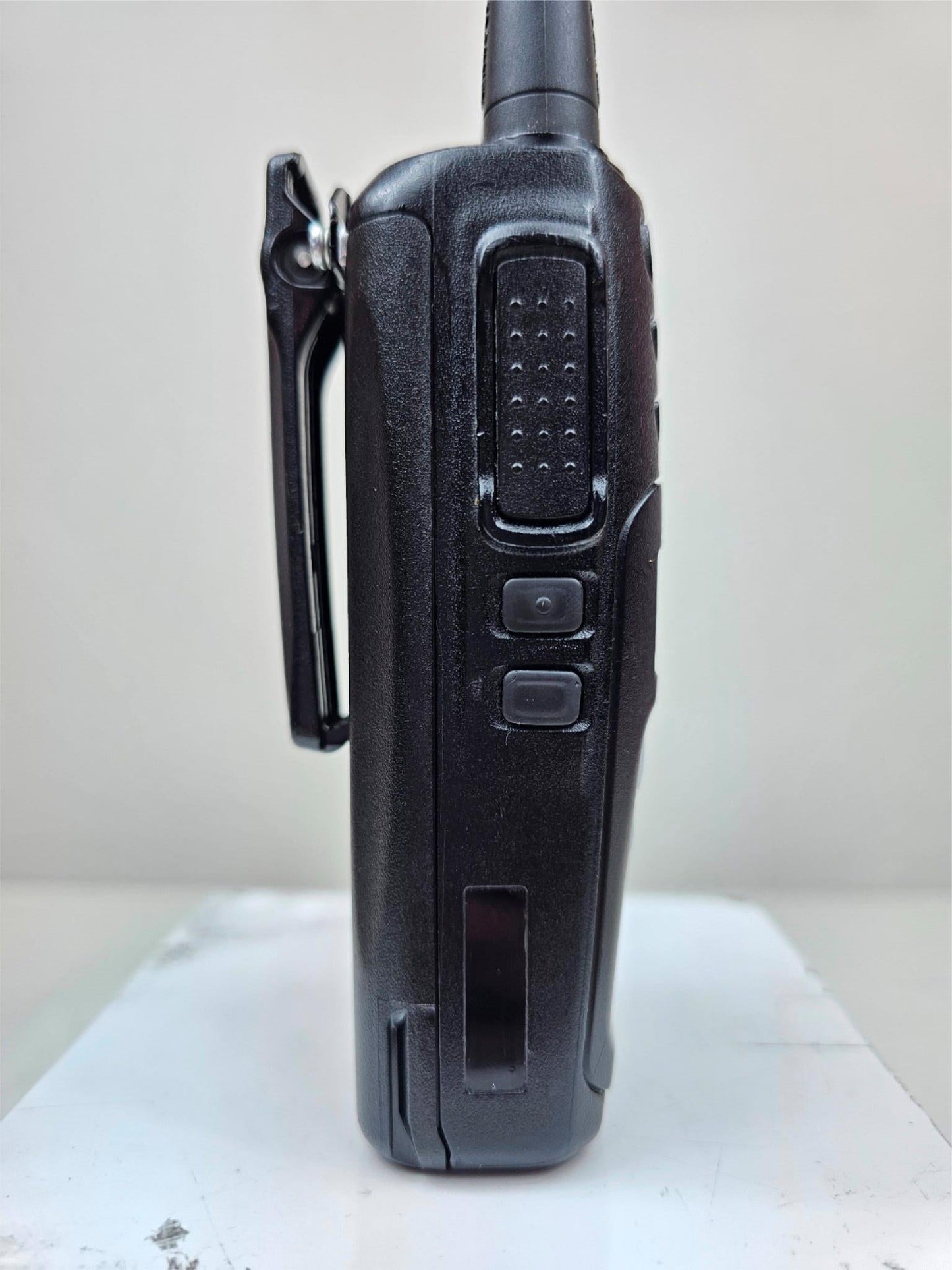 Kenwood NX-1300NUK2 UHF 450-512 MHz 260 Channel 5 Watt (NXDN and Analog Radio)