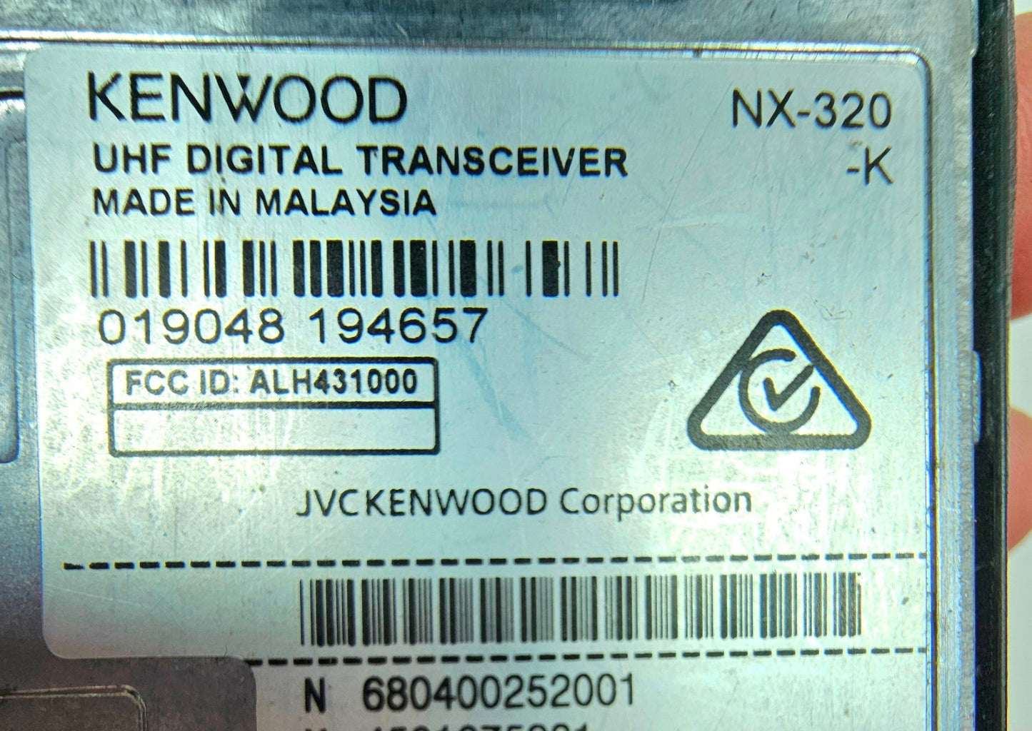 Kenwood NEXEDGE NX320 NX-320 UHF 450-520 MHz 64 Channel 5 Watt (Complete Kit)