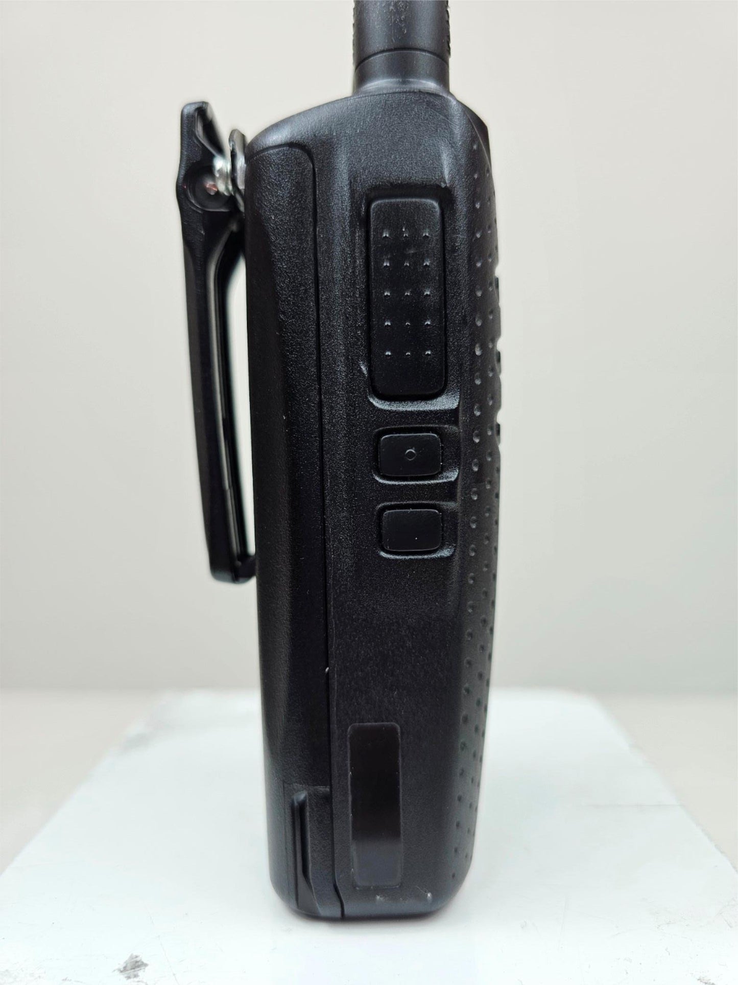 Kenwood TK-D240V VHF 136-174 MHz 5 Watt 32 Channel (Digital and Analog Radio)