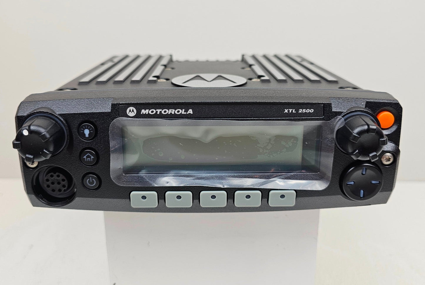 (NEW) Motorola XTL2500 P25 Digital UHF 380-470 MHz 40 Watt w/ New Power Supply