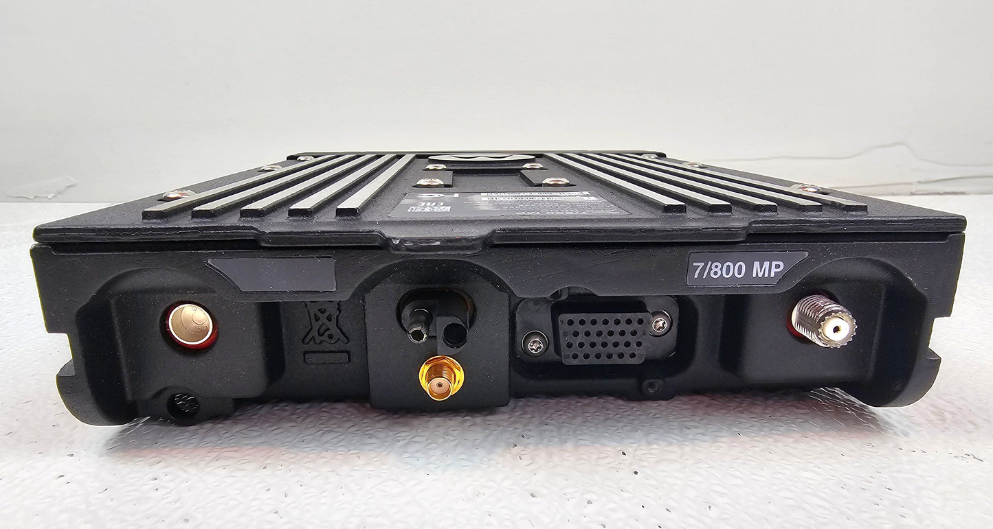 Motorola APX6500 M25URS9PW1AN 7/800 MHZ Mobile Radio w/ O5 Control Head