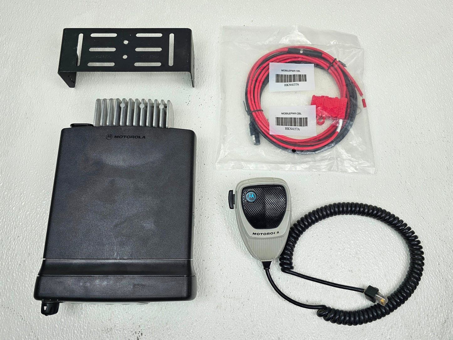 Motorola CDM750 Lowband 29-36 MHz 4 Channel 60 Watt Mobile Radio